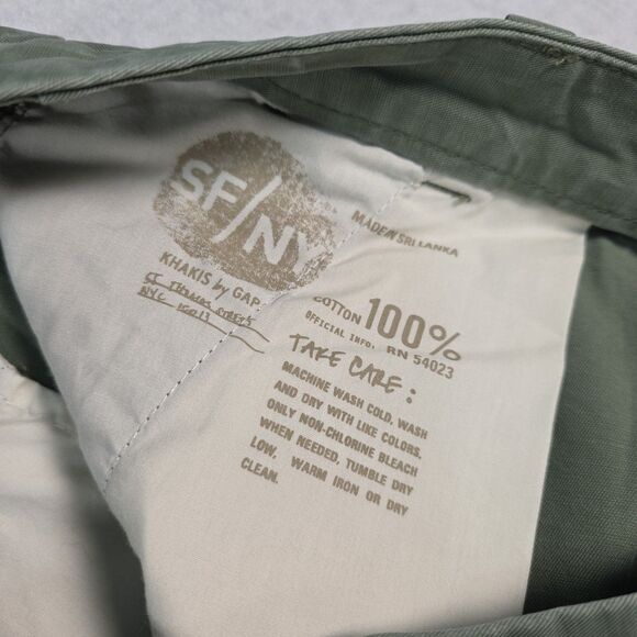 Khakis by Gap Boyfriend Roll Up Shorts Women's Size 16 Olive Green  Preppy Chino - Picture 5 of 5